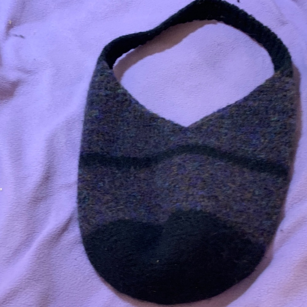 Black and Gray  felted Knit Shoulder Bag